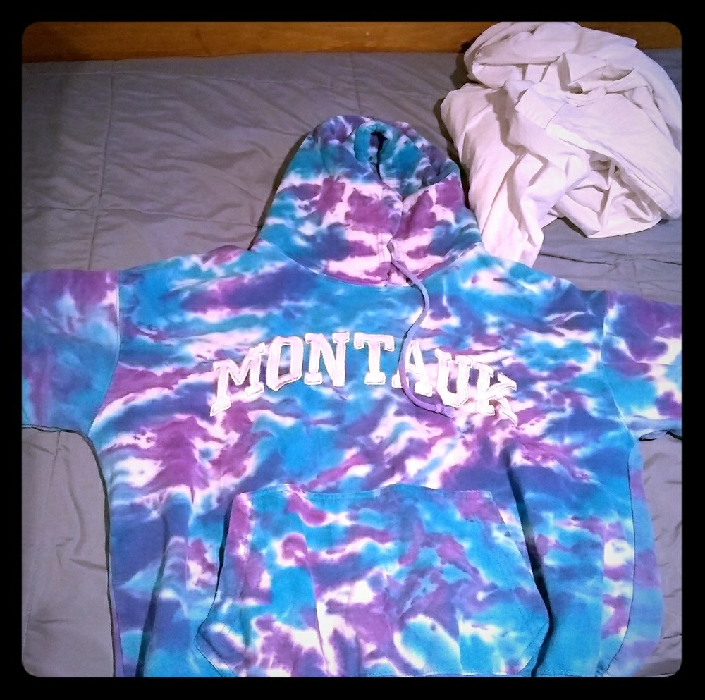 Men's large tye dye hoodie